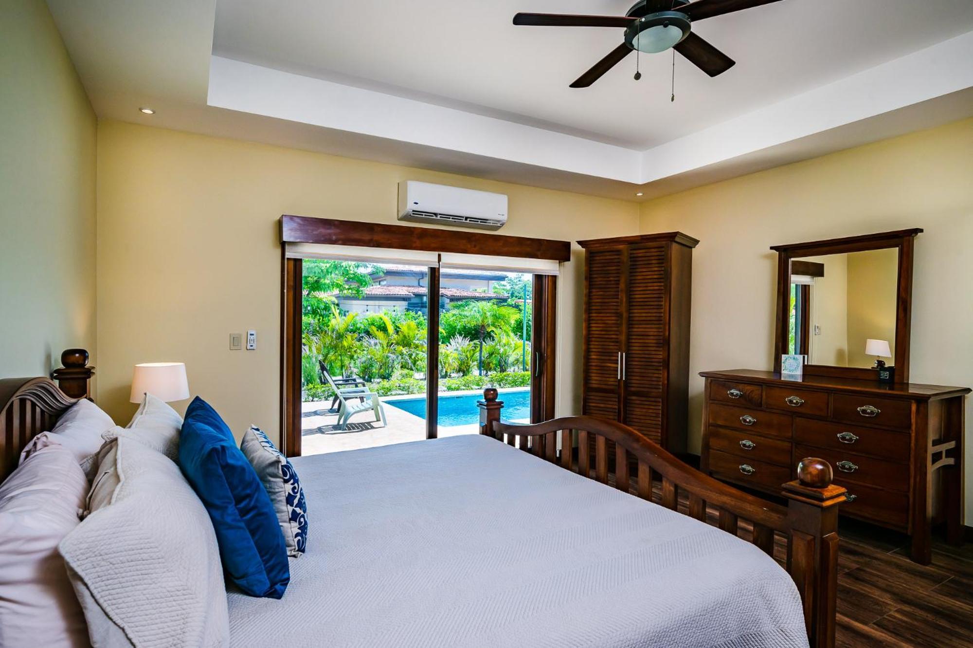 Luxury Vacation Rentals At Hacienda Pinilla Tamarindo Bilik gambar