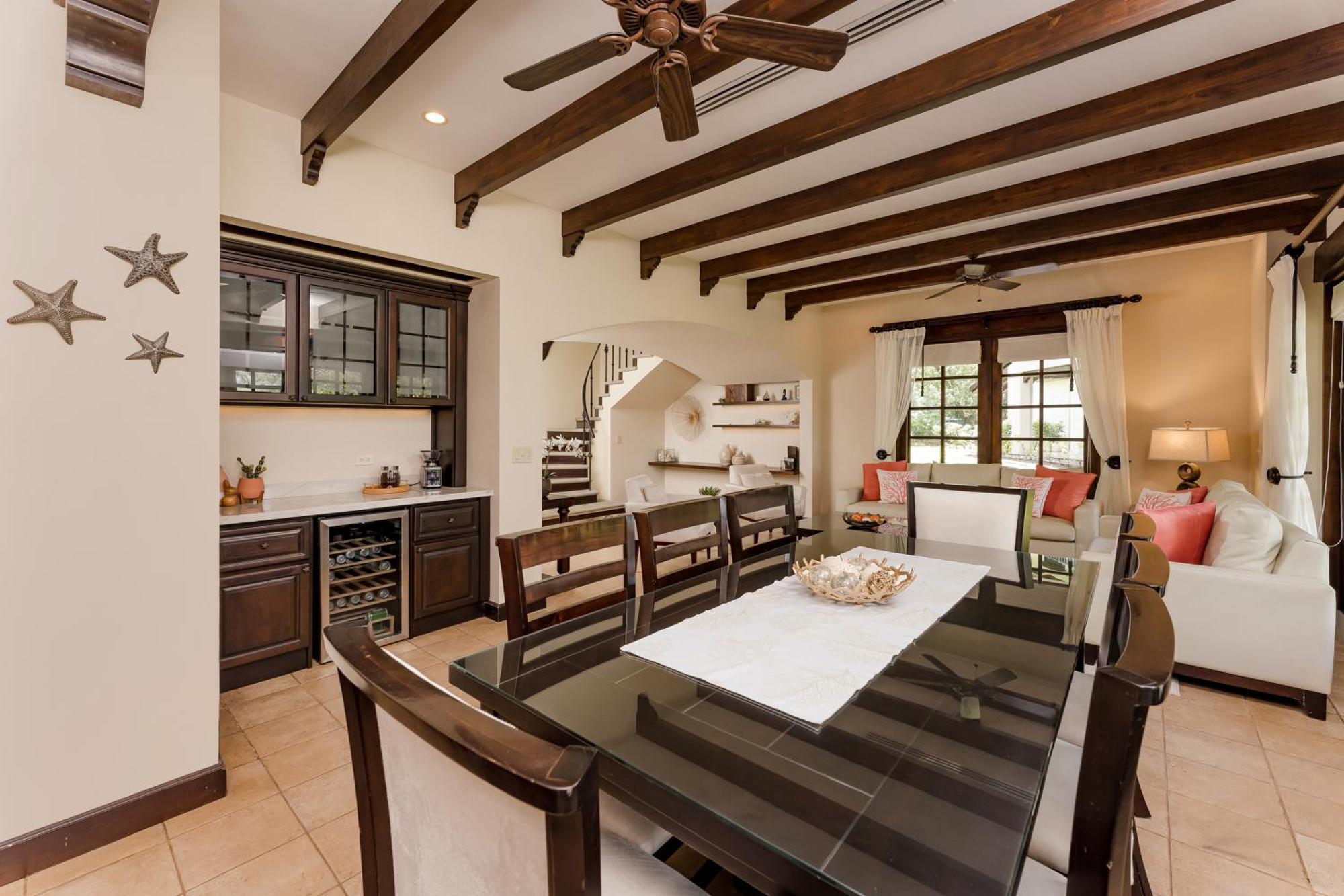 Luxury Vacation Rentals At Hacienda Pinilla Tamarindo Bilik gambar