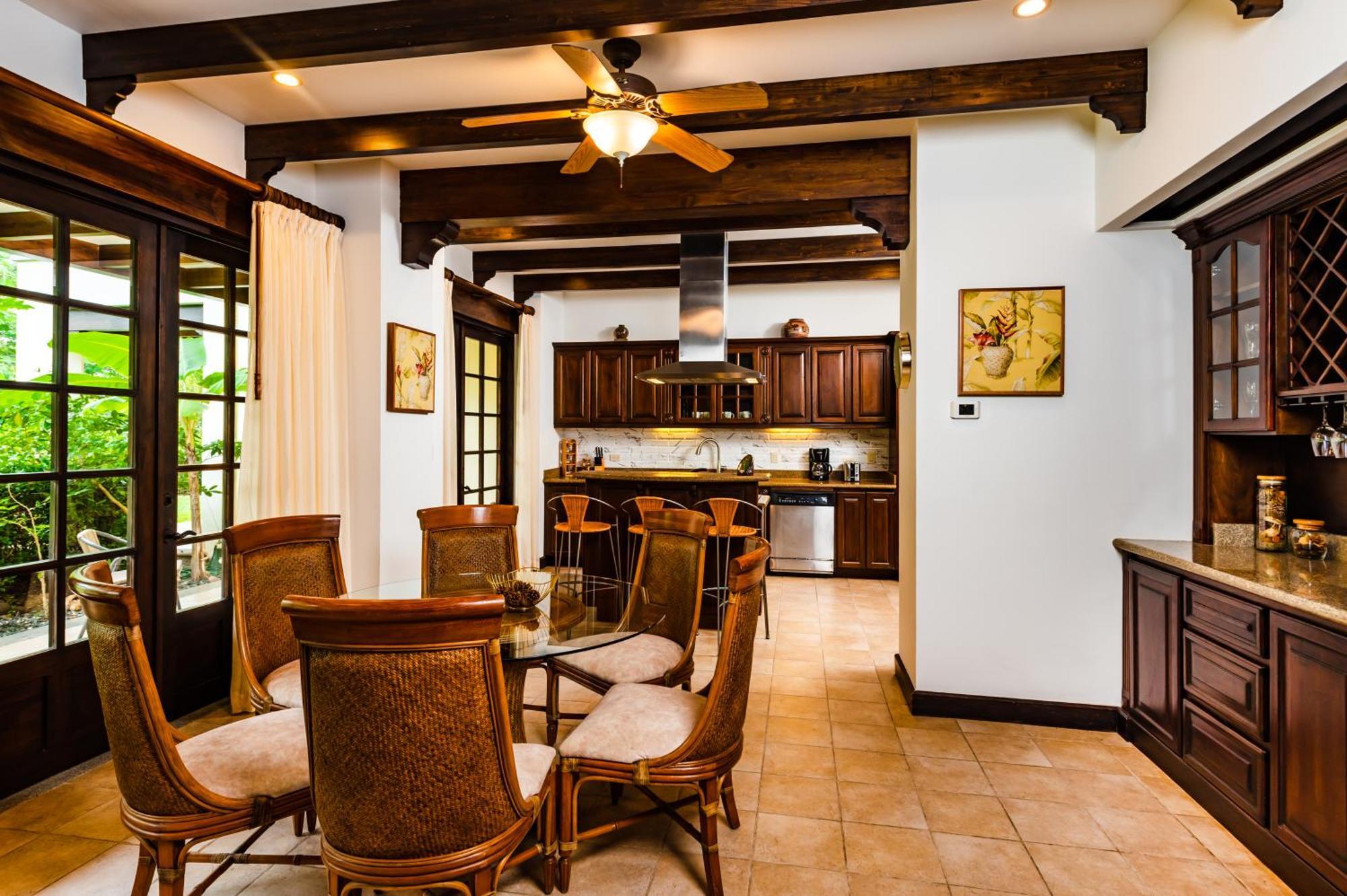 Luxury Vacation Rentals At Hacienda Pinilla Tamarindo Bilik gambar
