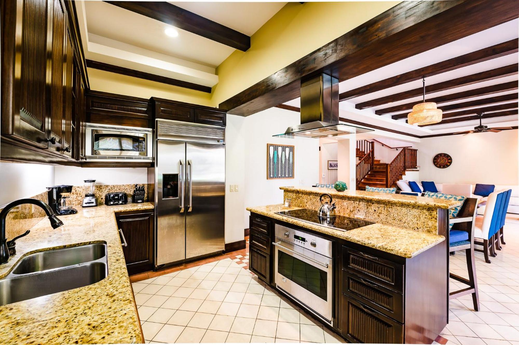 Luxury Vacation Rentals At Hacienda Pinilla Tamarindo Bilik gambar