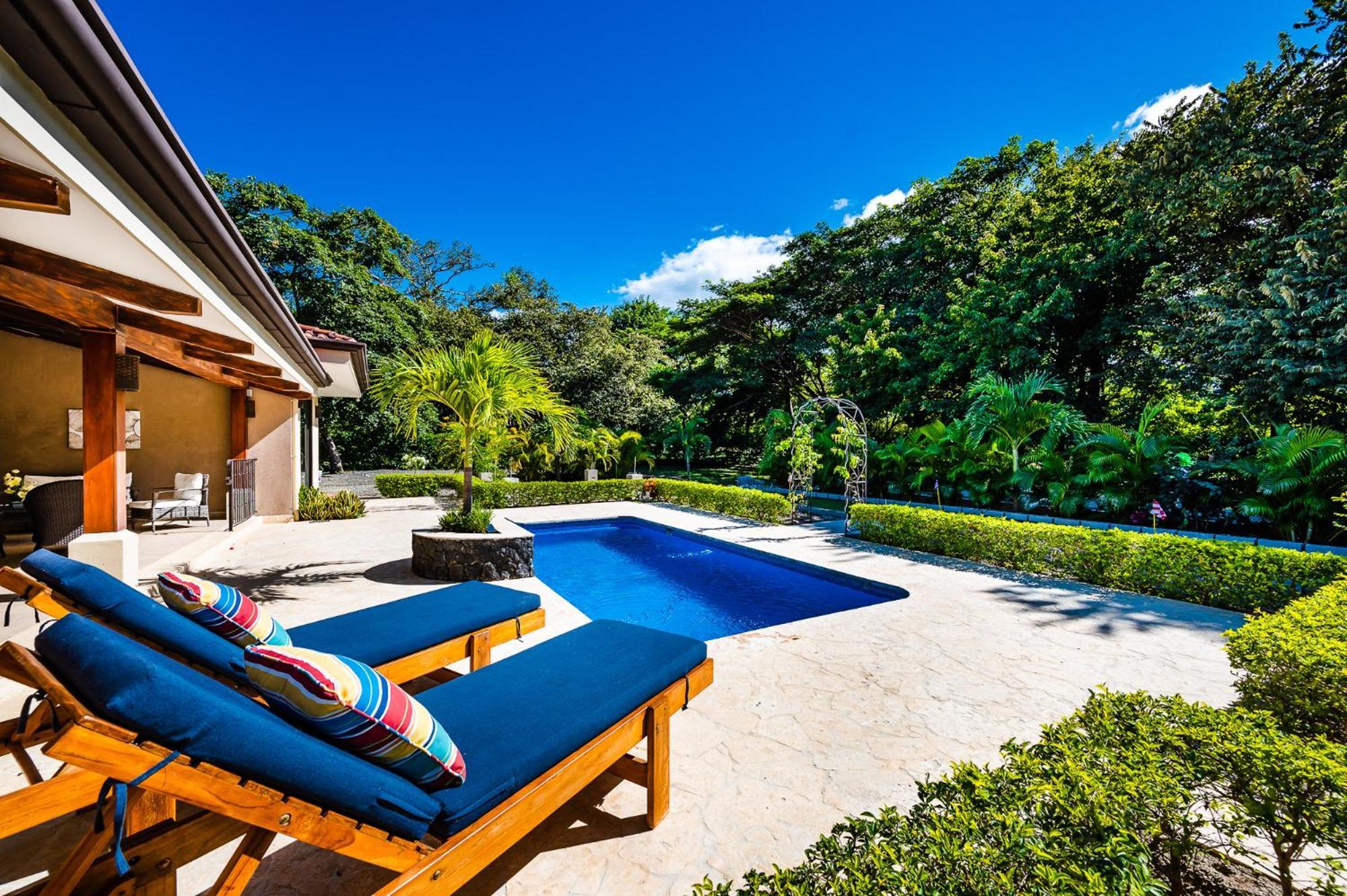 Luxury Vacation Rentals At Hacienda Pinilla Tamarindo Bilik gambar
